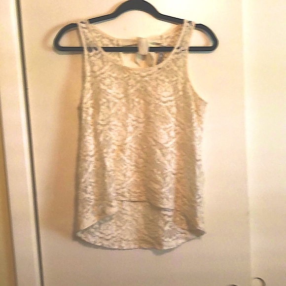 White Lace Tank Top with Keyhole Open Back w/ Bow - Picture 5 of 7